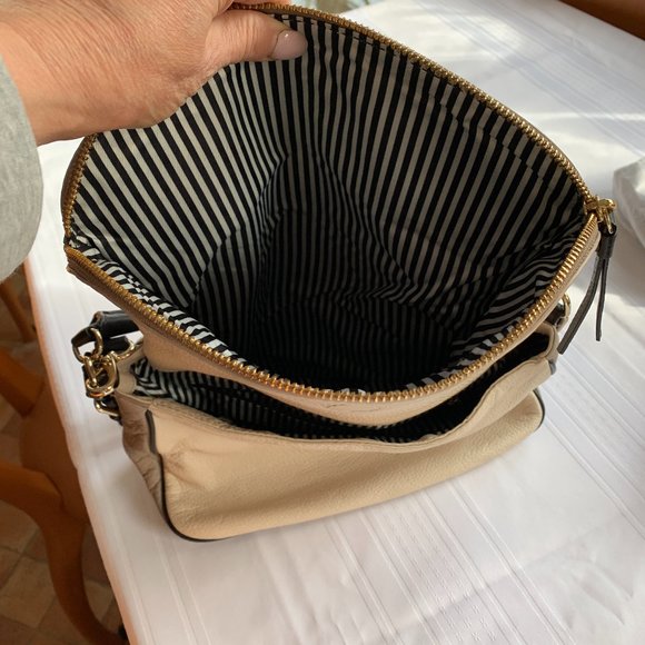 Medium Leather Combo Crossbody - Picture 5 of 6